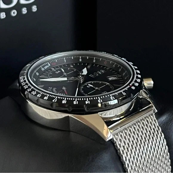 HB1513886 - Hugo Boss Men’s Pilot Edition Chronograph Watch - Picture 3 of 12